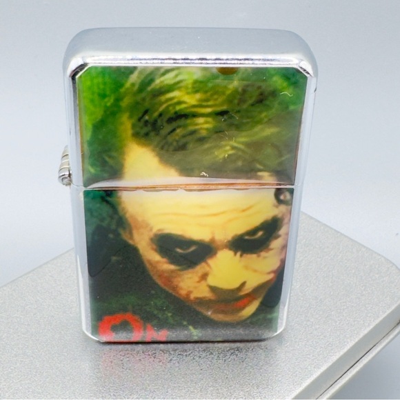 The Dark Knight Joker Metal Flip Lighter with Tin Case – No Fluid, Collectible - Picture 3 of 6